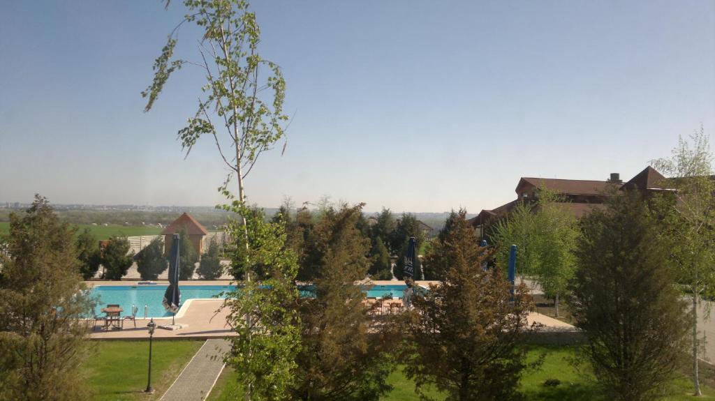 Panska Hata Hotel Nyzhnya Khortytsya Ruang foto